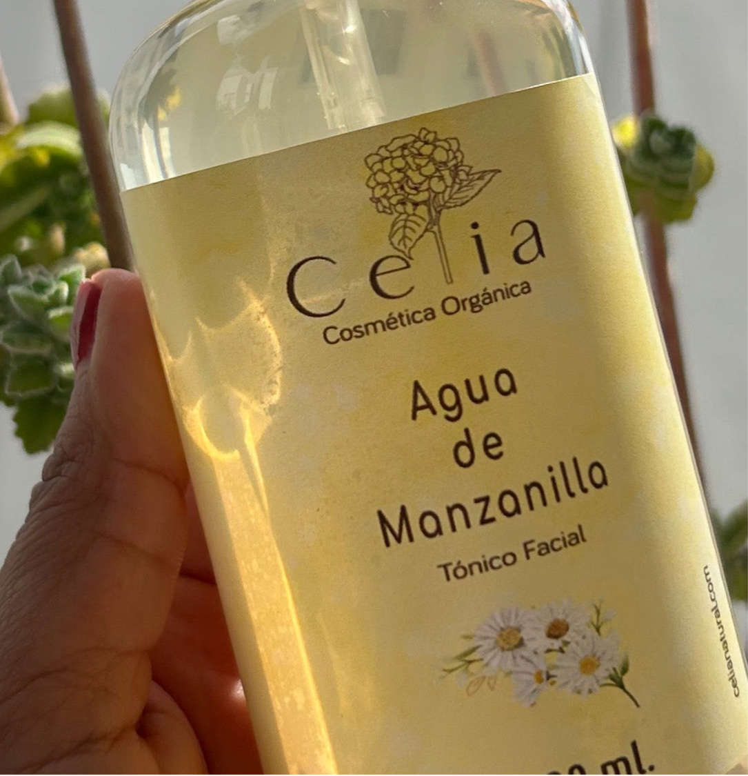 Agua floral de Manzanilla