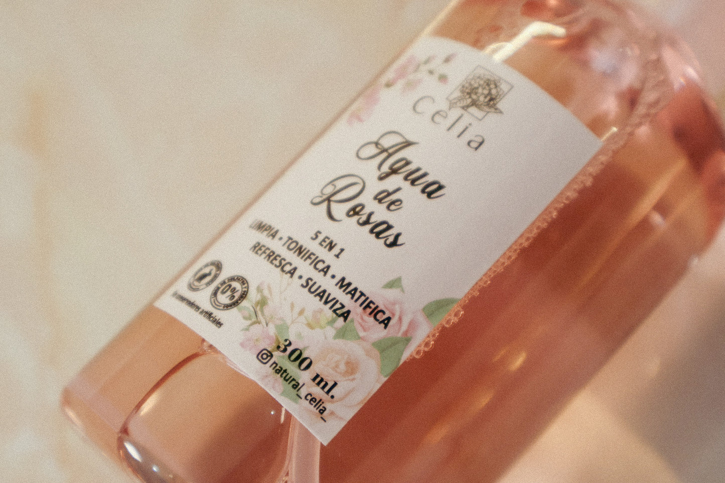 Agua de rosas